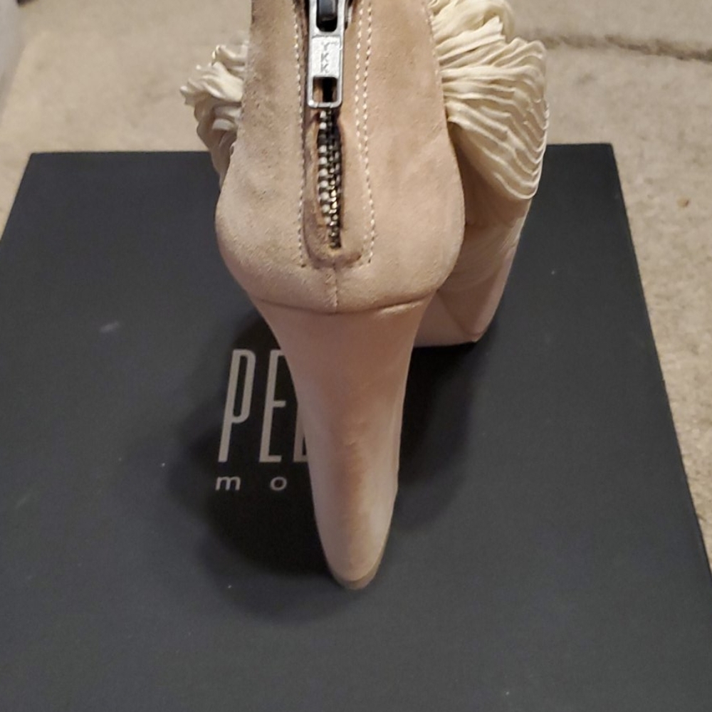 Pelle Moda - Picture 3 of 7